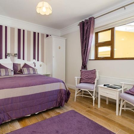 טראלי Cois Li B&B מראה חיצוני תמונה